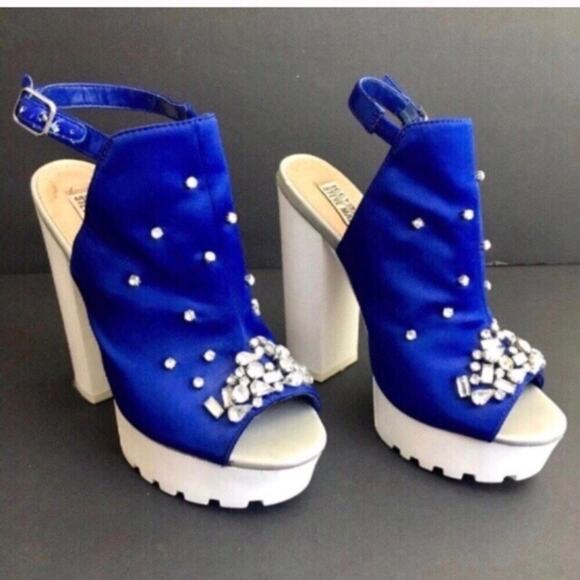 Iggy Azalea x Steve Madden Bling Platform Sandals - Picture 4 of 8